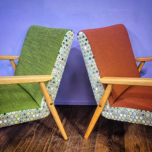 Sessel aus den 60er, auf Riccardo ersteigert, komplett saniert, Bezug Wollstoff und Punkte-Kombi