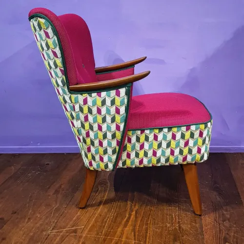 50er-Sessel neu gepolstert, Wollstoff Pink von Rohi, Rücken von Osborn & Little