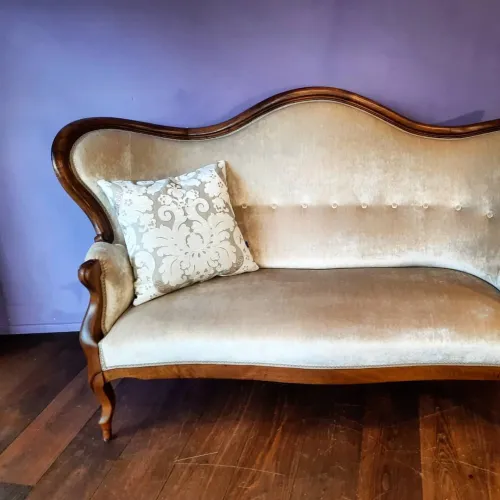  Louis Philippe Sofa saniert, Bezug edler Velours von Voghi