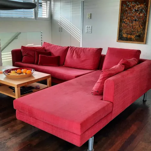 Polsterei Luzern, modernes Sofa neu aufgepolstert mit Leinenstoff